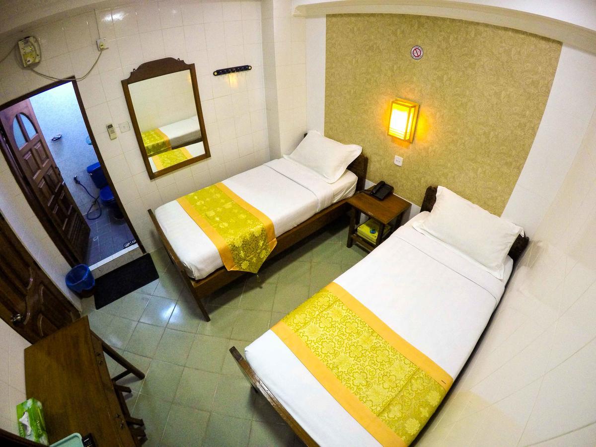 May Shan Hotel Yangon Dış mekan fotoğraf