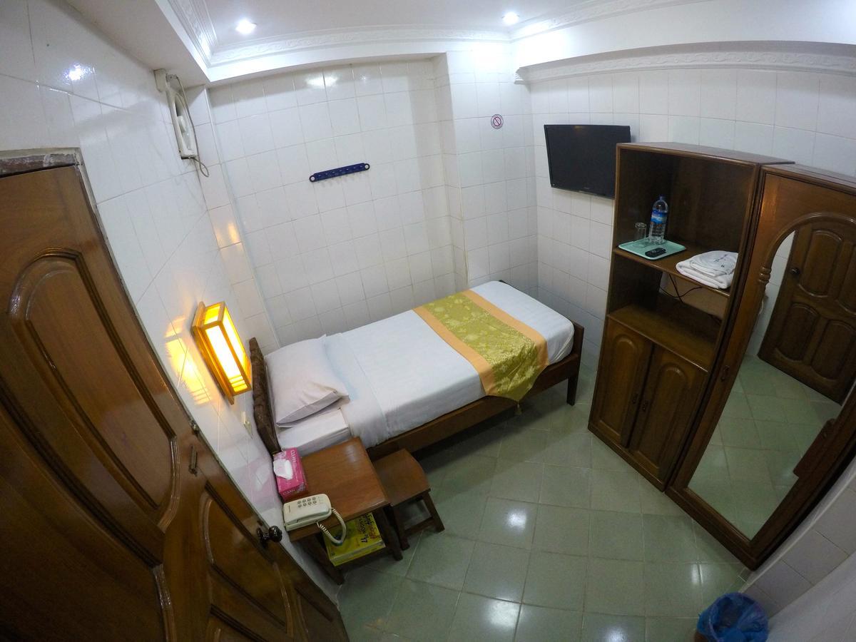 May Shan Hotel Yangon Oda fotoğraf